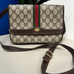 VTG  Gucci Shoulder Bag Clutch Purse GG Supreme Sherry Brown Medium Authentic